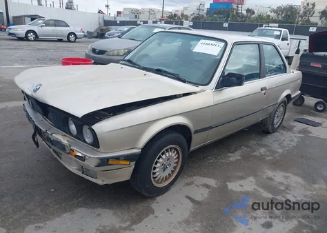 1989 BMW 325 I/Is z USA, uszkodzony, nr VIN WBAAA1308K4142575